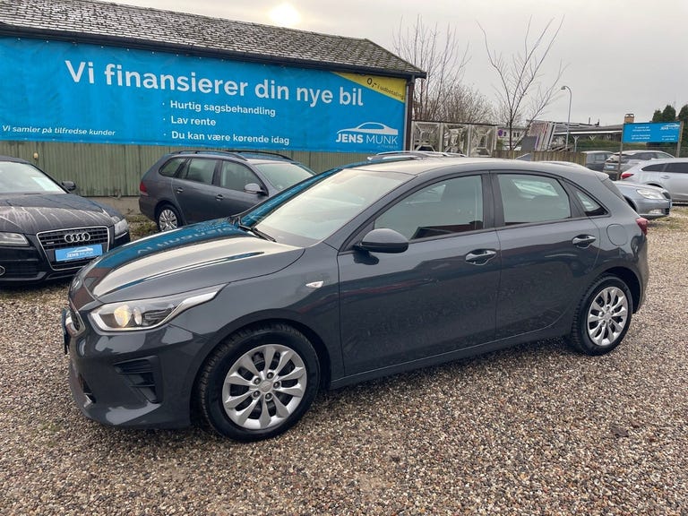 Kia Ceed CRDi 136 Vision