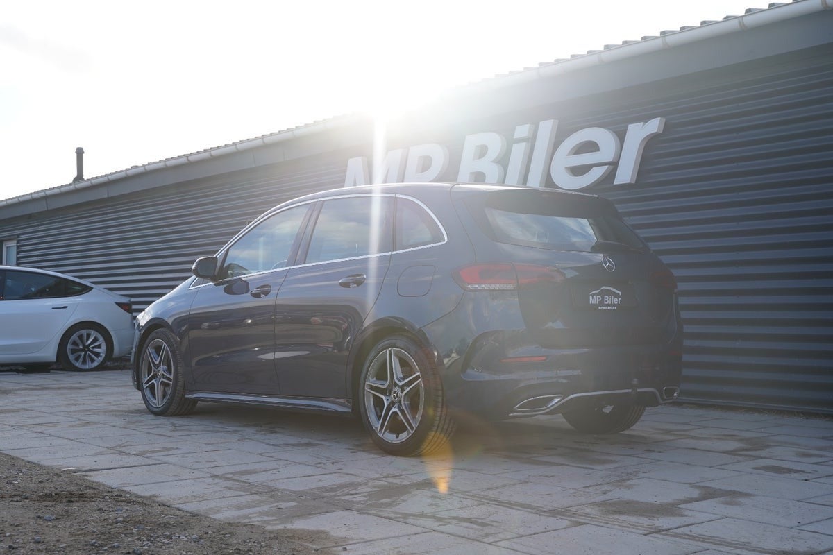 Billede af Mercedes B220 d 2,0 AMG Line aut.