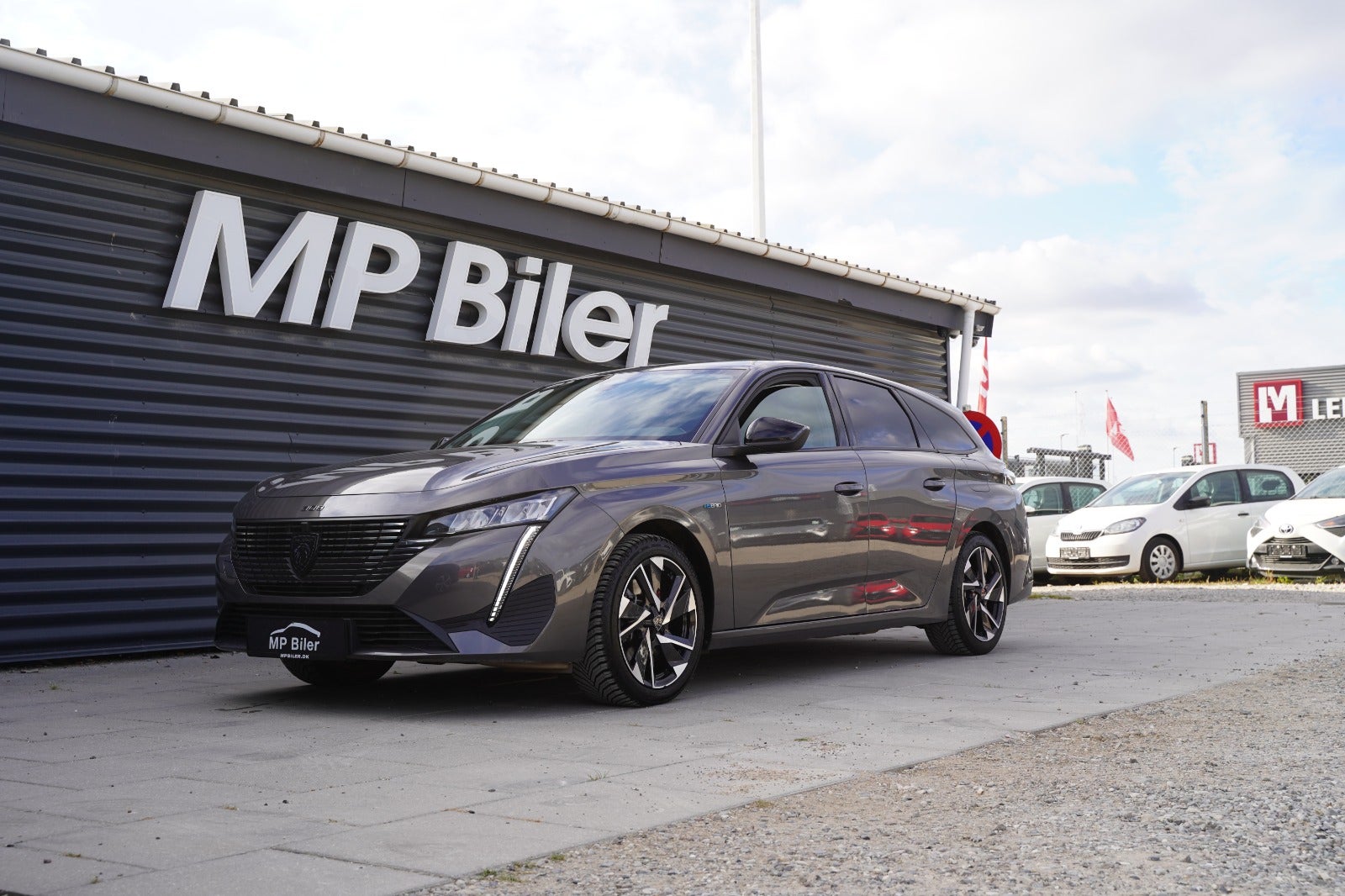 Billede af Peugeot 308 1,6 Hybrid First Selection+ SW EAT8