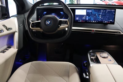 BMW iX xDrive40 Fully Charged