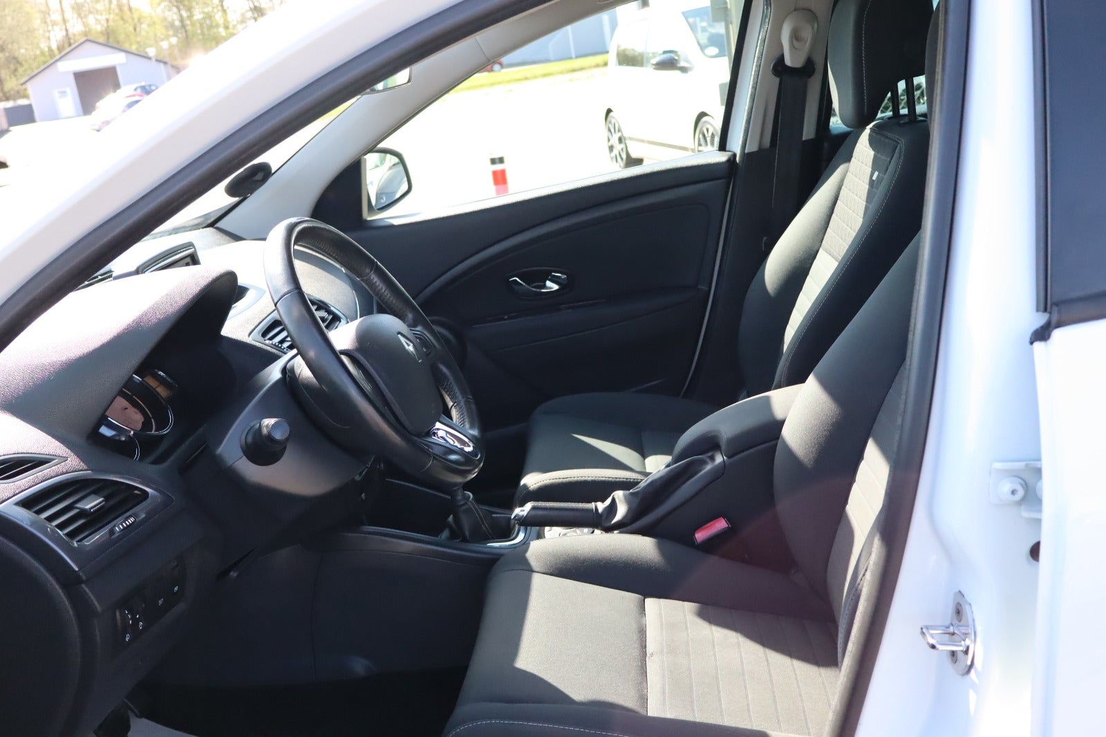 Billede af Renault Megane IV 1,5 dCi 110 Intens Sport Tourer