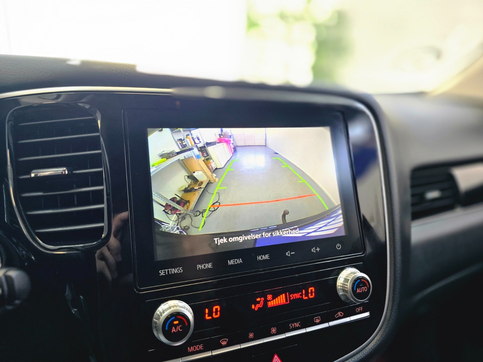 Billede af Mitsubishi Outlander 2,4 PHEV Intro Edition CVT 4WD