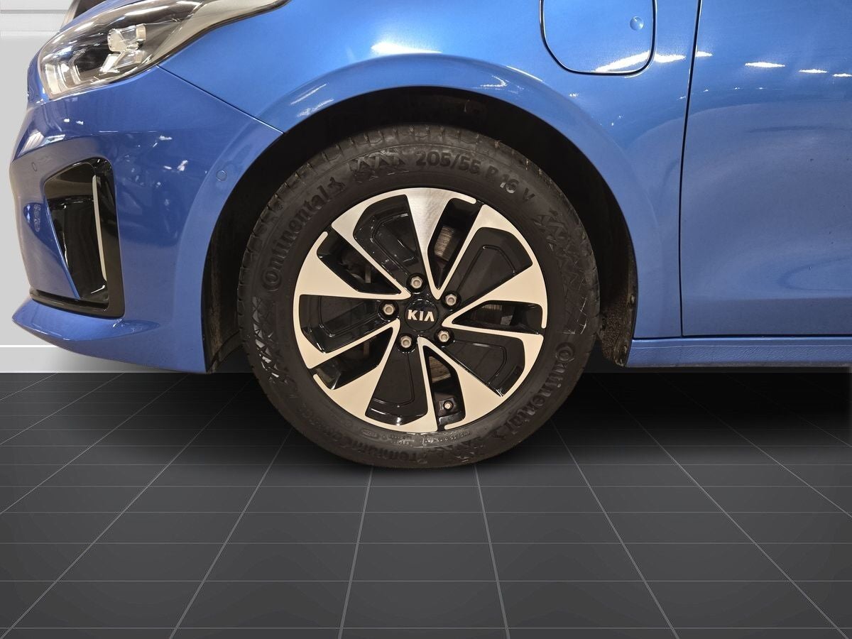 Kia Ceed PHEV Upgrade Intro SW DCT