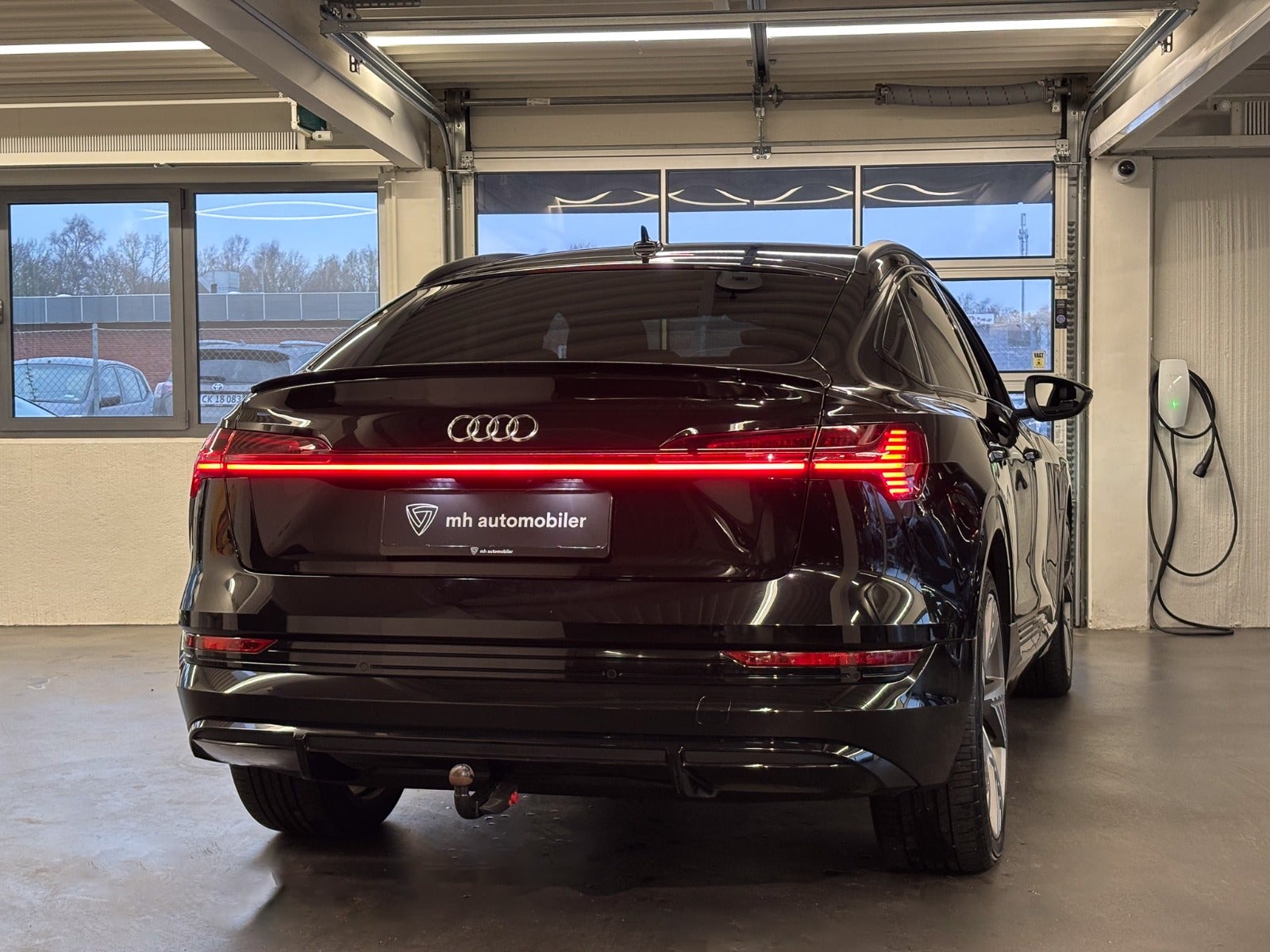 Billede af Audi e-tron 55 S-line Sportback quattro