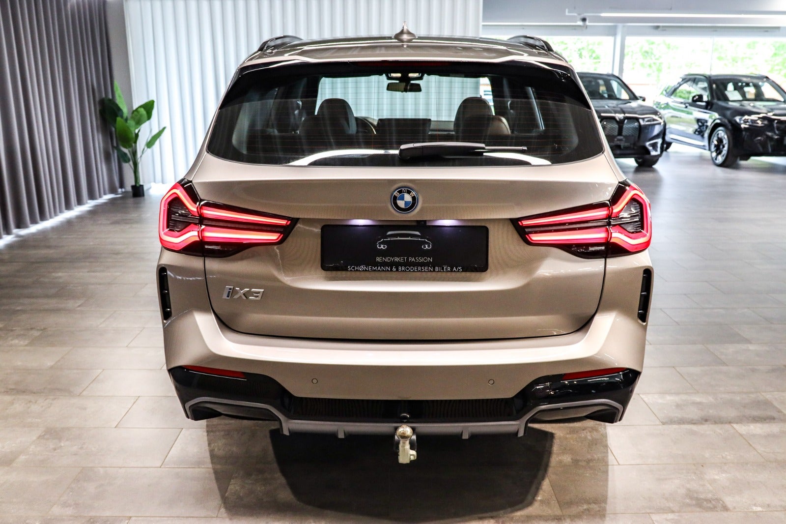 Billede af BMW iX3  Charged Plus M-Sport