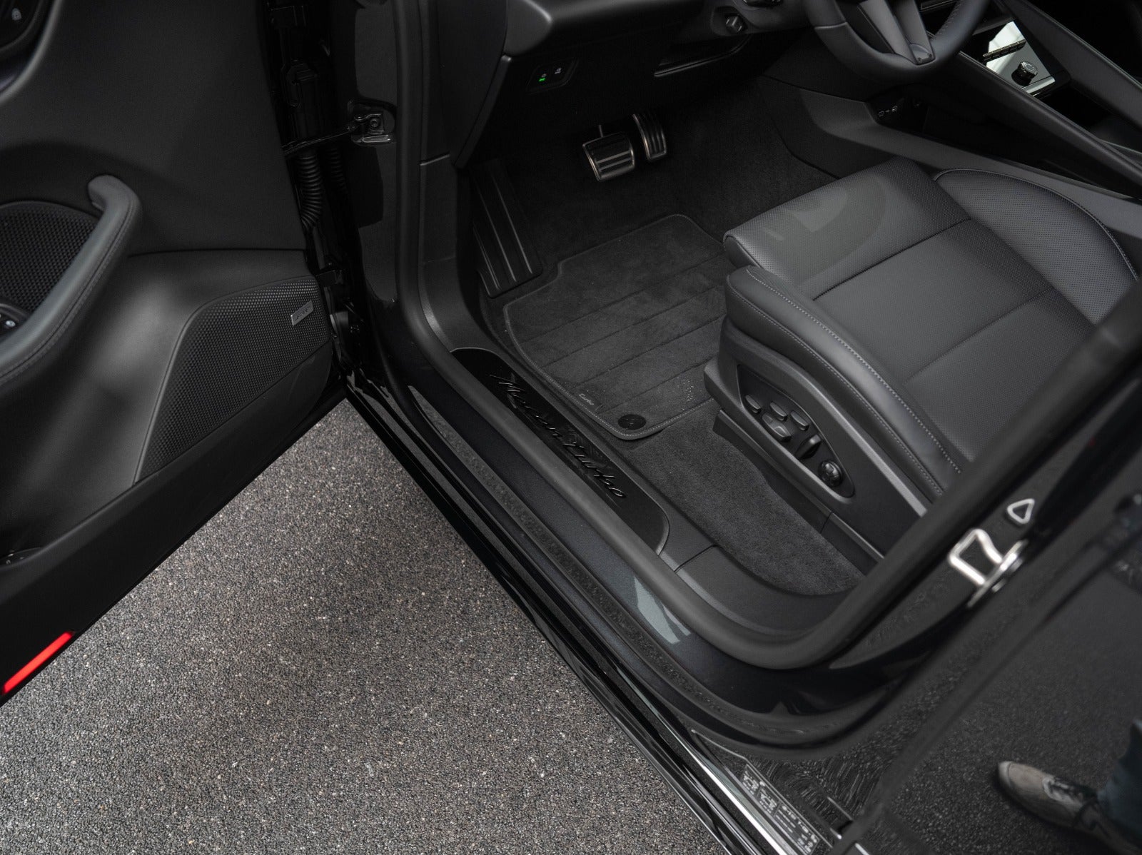 Gallery image 17 of 20