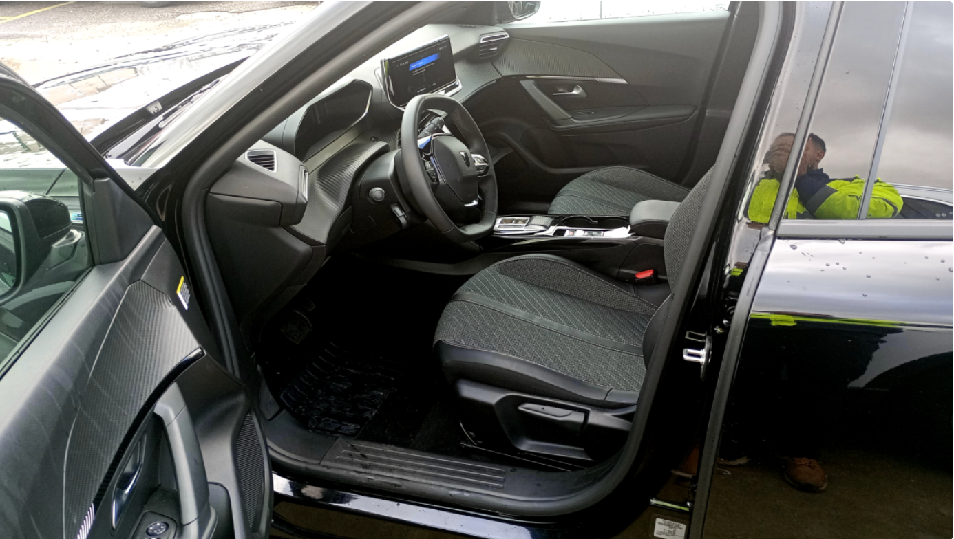 Billede af Peugeot e-2008 54 Allure