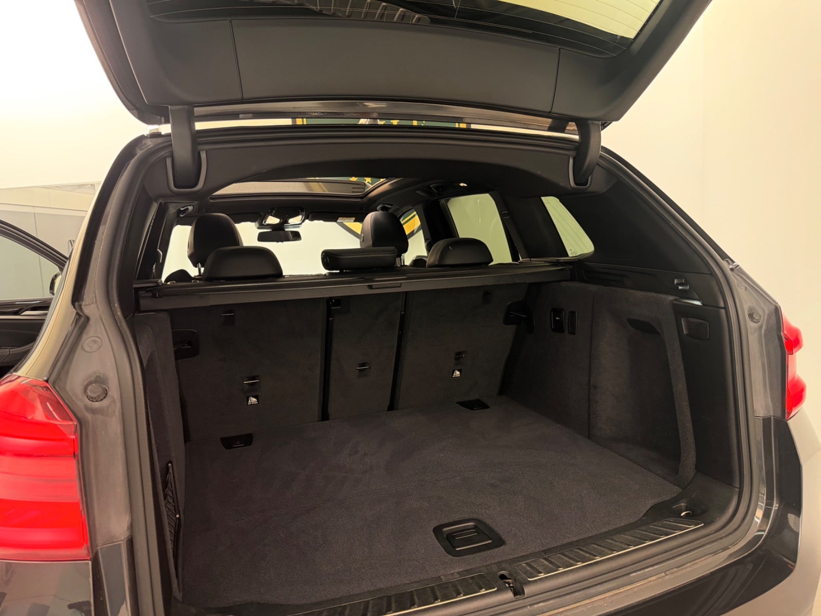 Billede af BMW iX3  Charged Plus