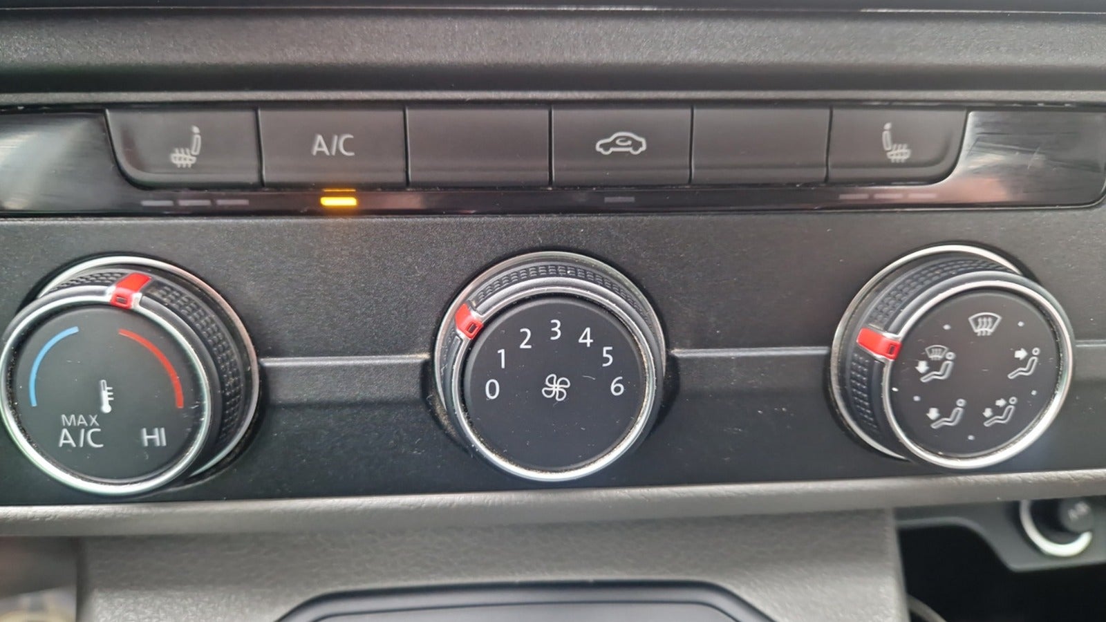 Billede af VW Transporter 2,0 TDi 150 Ladvogn DSG lang