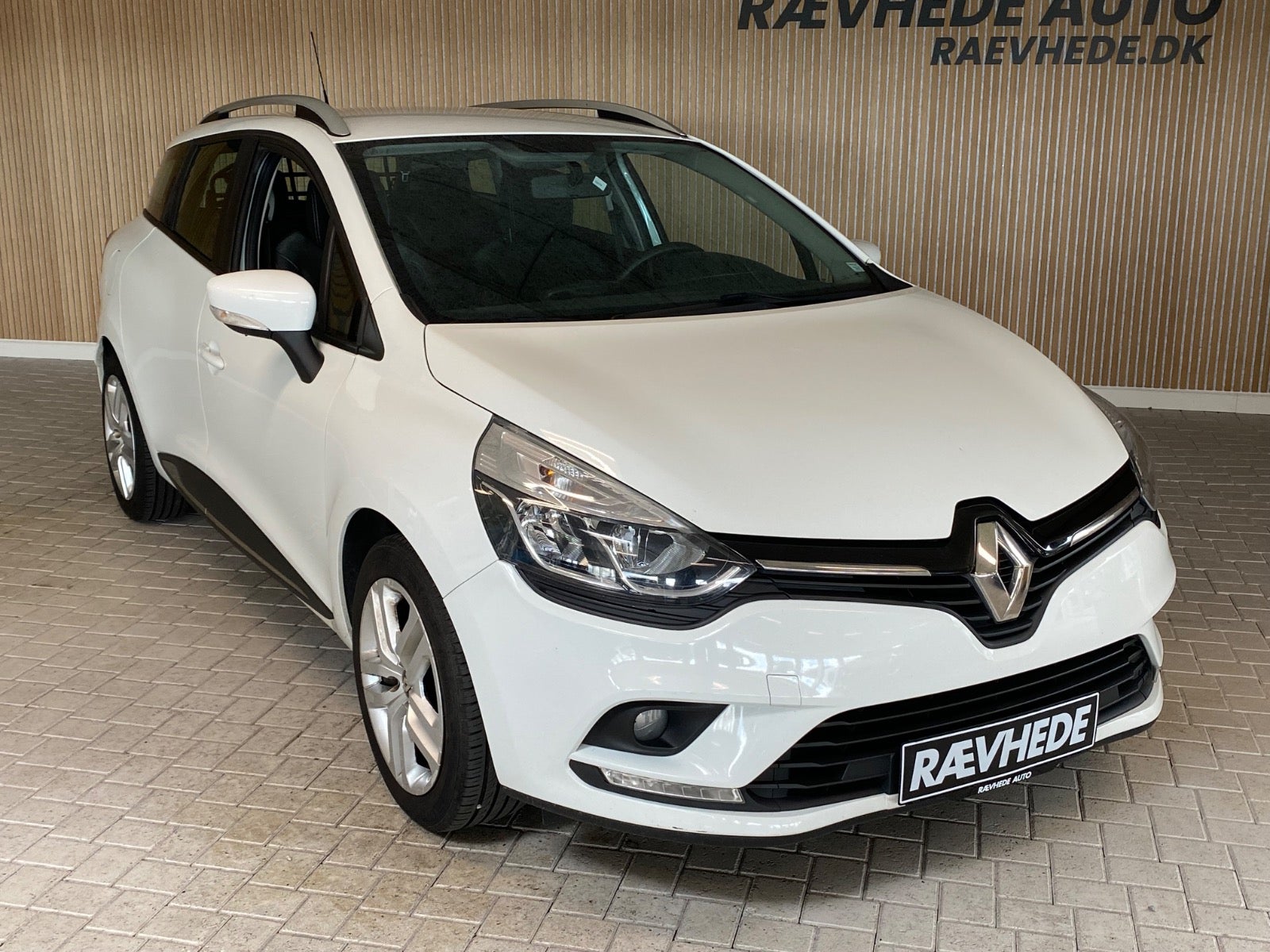 Renault Clio IV TCe 90 Zen Sport Tourer – 2
