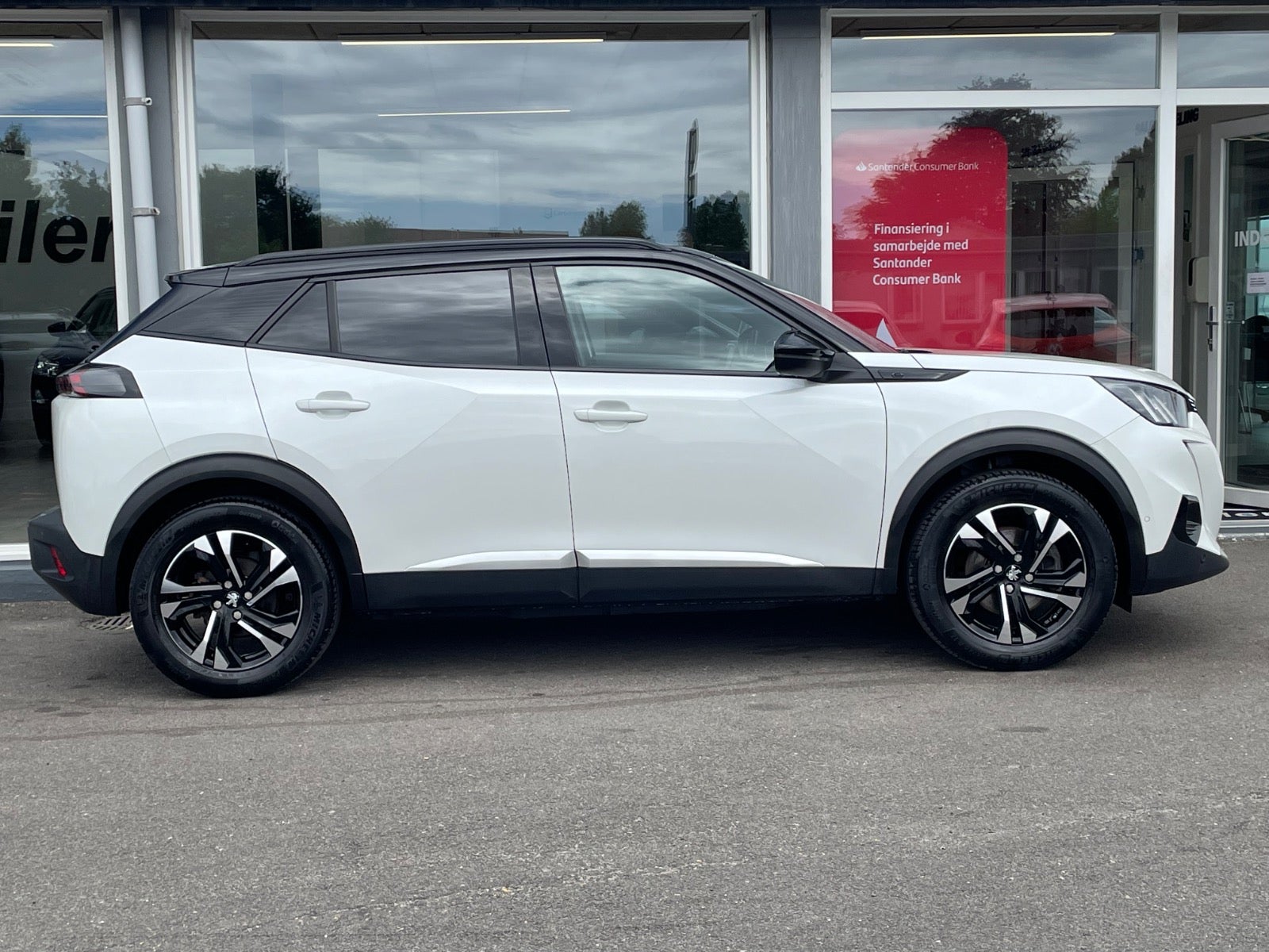 Billede af Peugeot e-2008 50 GT Line