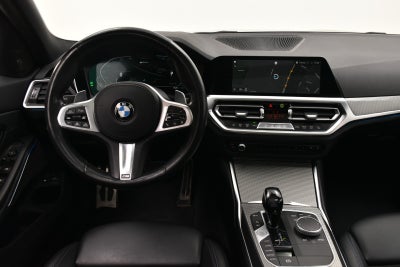 BMW 330e Touring M-Sport aut.