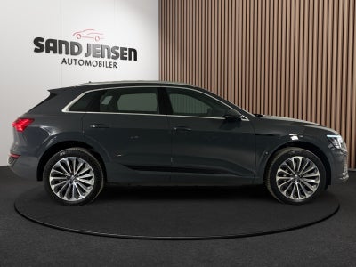 Audi Q8 e-tron S-line quattro