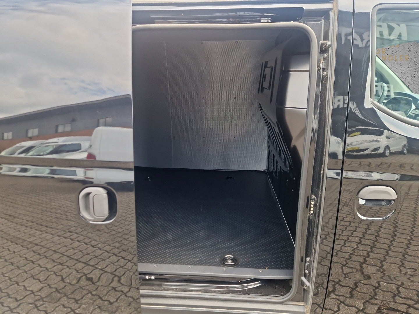 Billede af Maxus e-Deliver 3 50 Cargo Van LWB