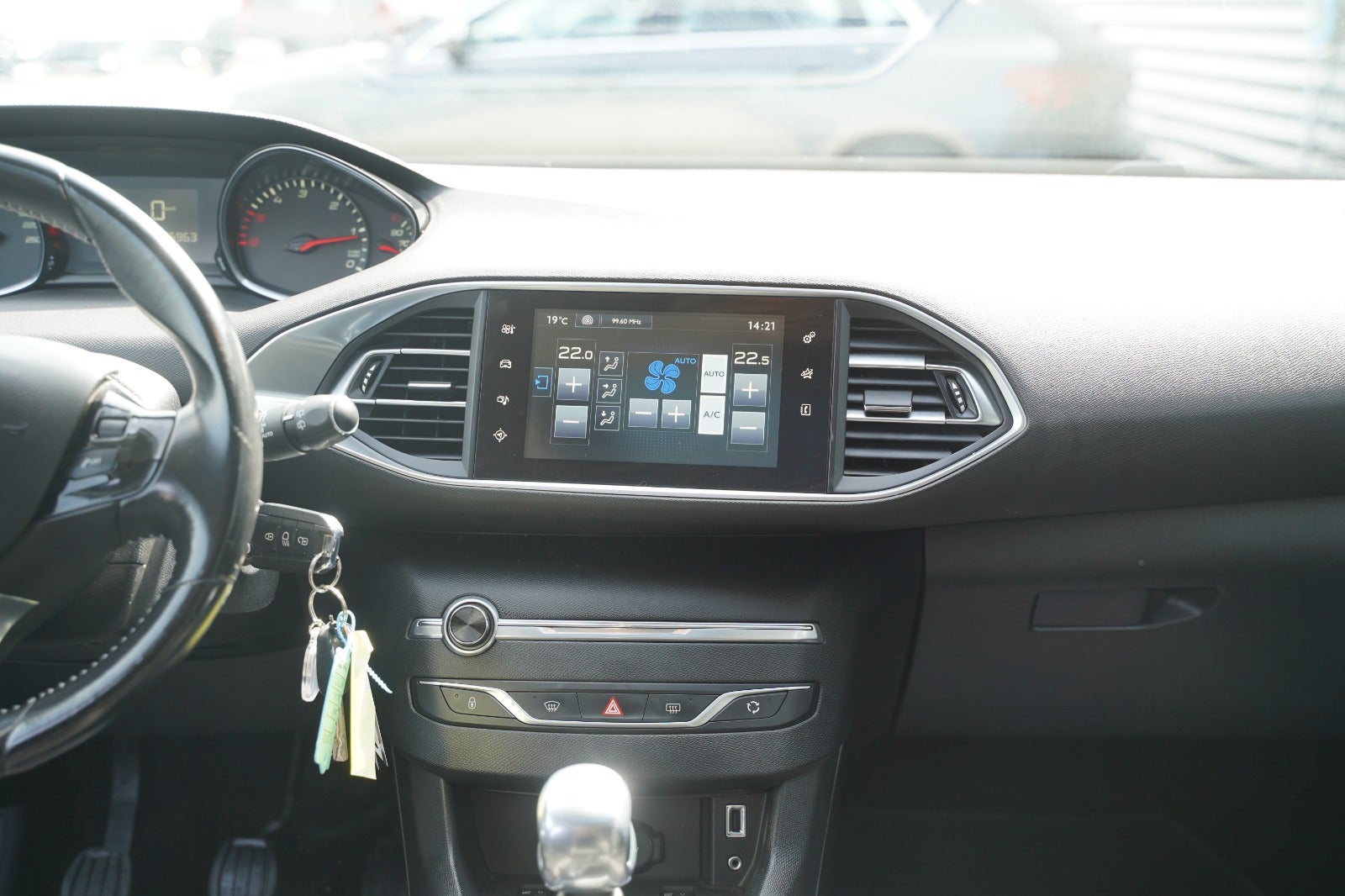 Billede af Peugeot 308 1,6 BlueHDi 120 Style