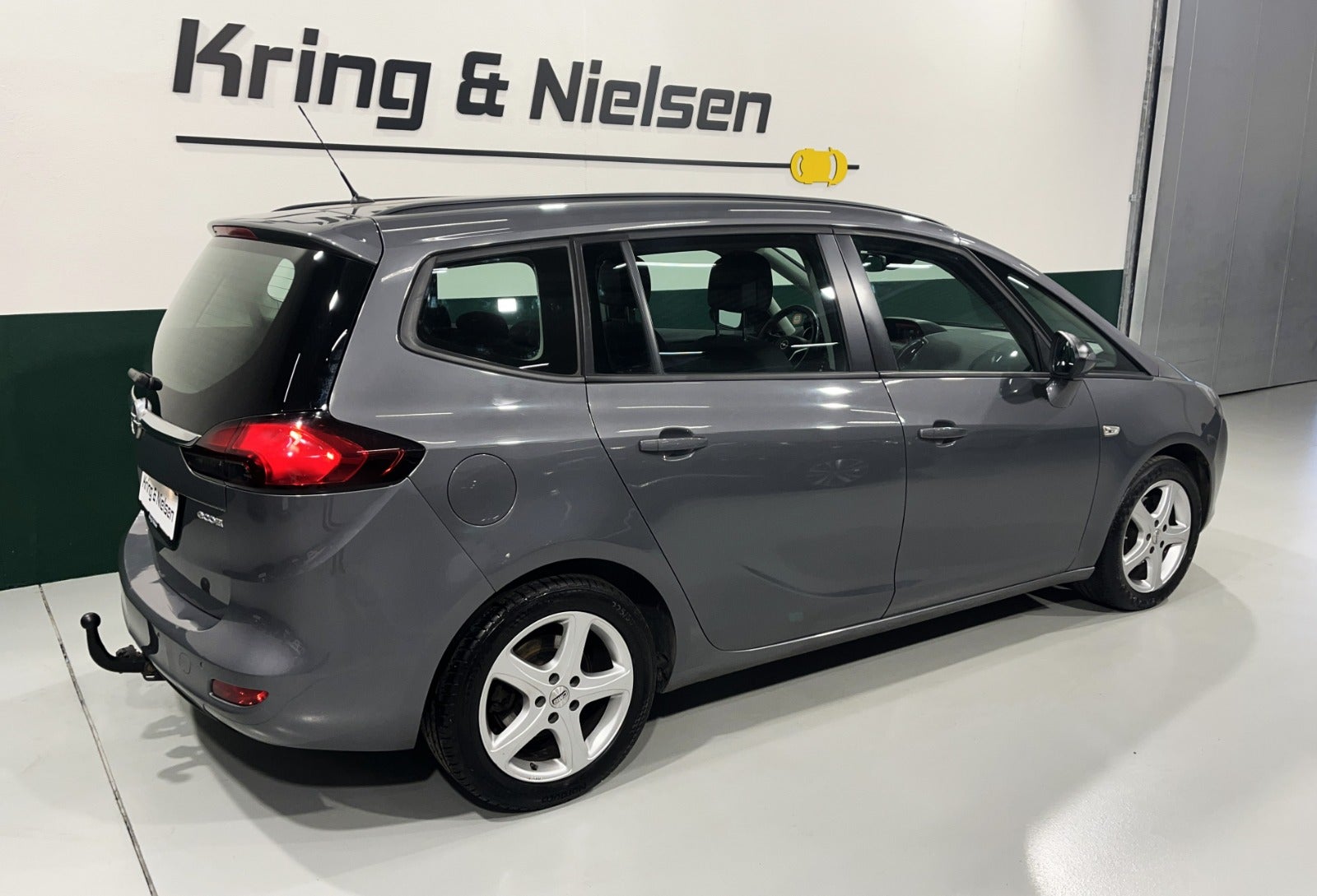 Opel Zafira Tourer 2016