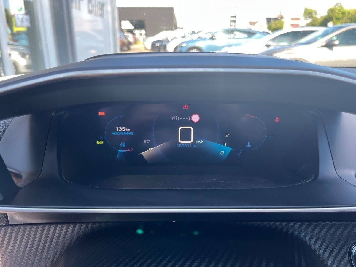 Billede af Peugeot 2008 1,5 BlueHDi 100 Allure Pack