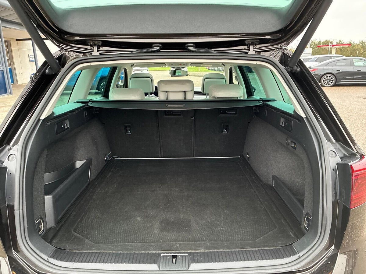 VW Passat GTE+ Variant DSG billede 13