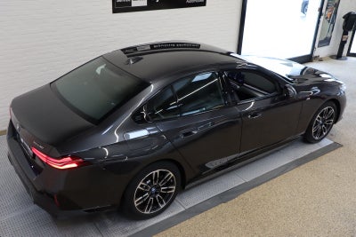 BMW i5 eDrive40 M-Sport
