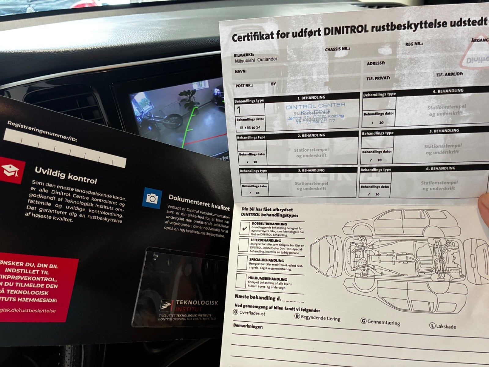 Billede af Mitsubishi Outlander 2,4 PHEV Invite+ CVT 4WD