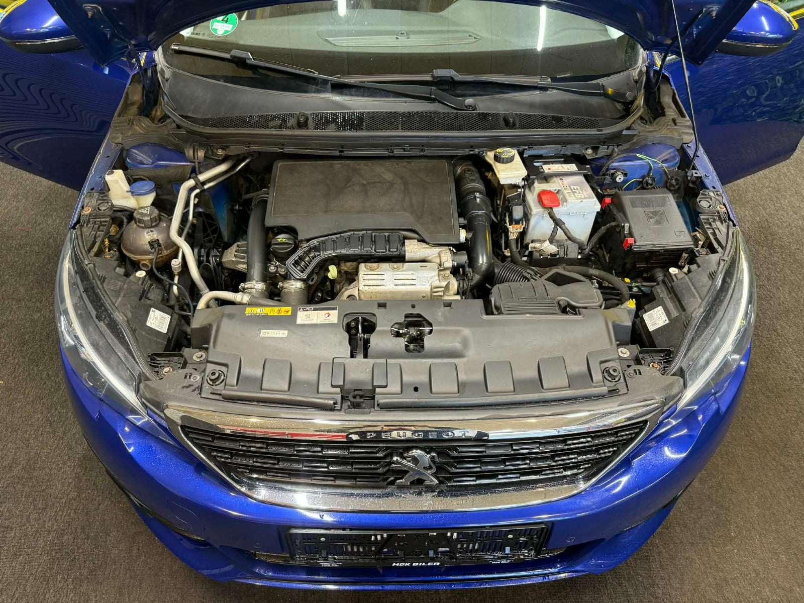 Billede af Peugeot 308 1,2 e-THP 130 Allure SW EAT6