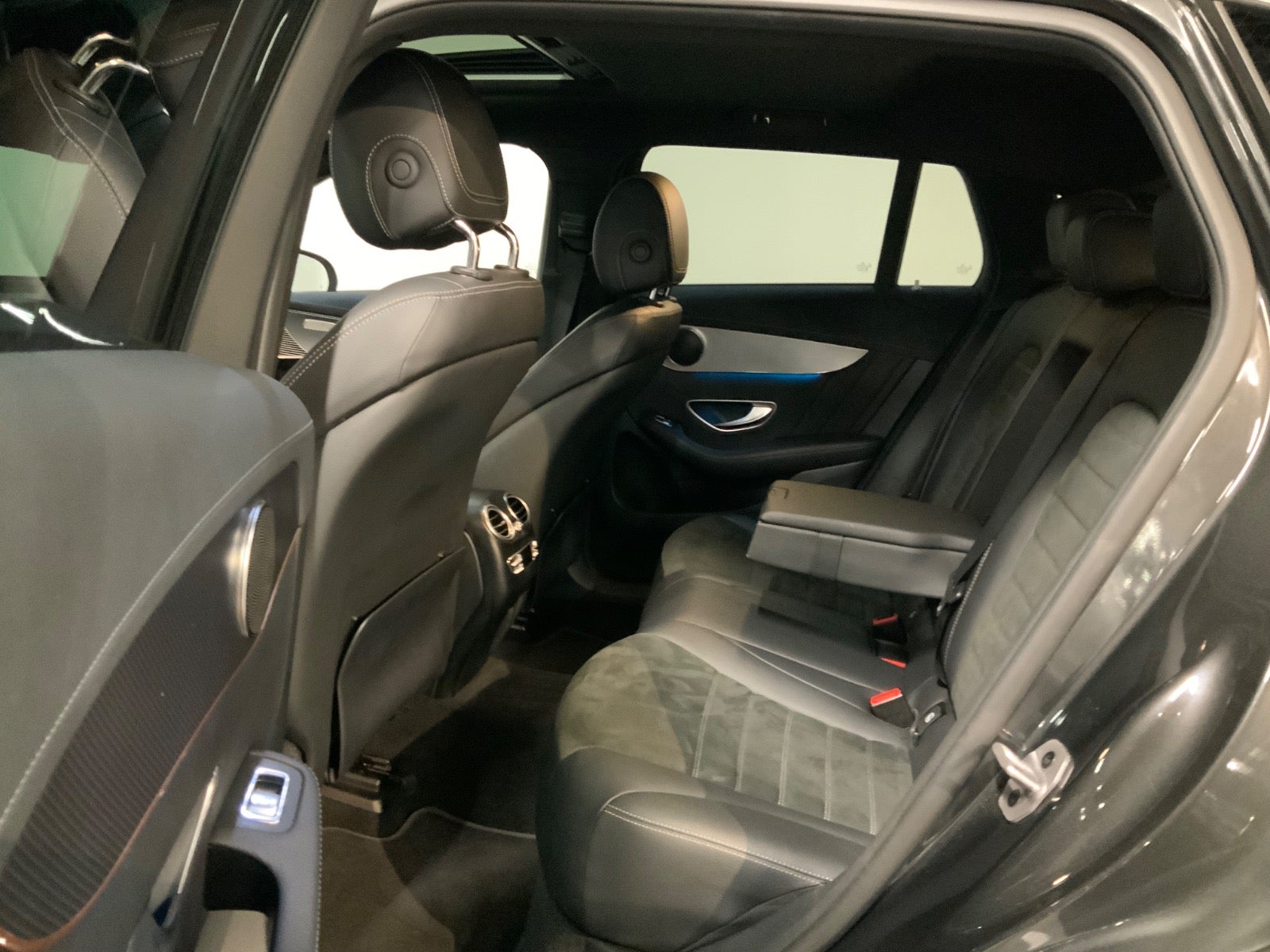 Mercedes-Benz EQC 400