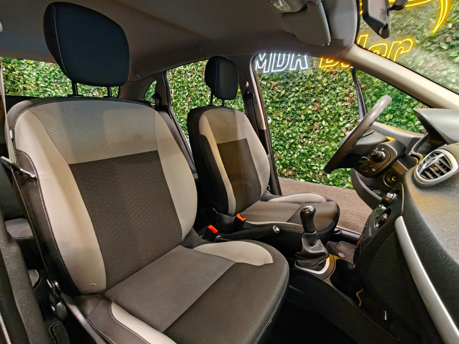 Billede af Renault Clio III 1,2 16V Authentique