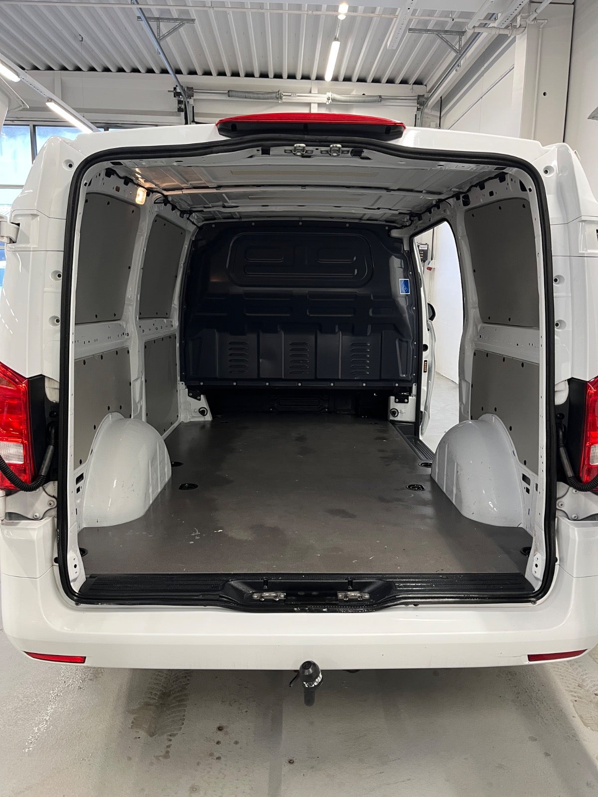 Billede af Mercedes Vito 114 2,0 CDi Kassevogn aut. L RWD