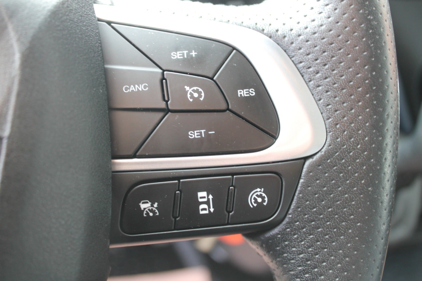 Iveco Daily 35S18 12m³ Van AG8