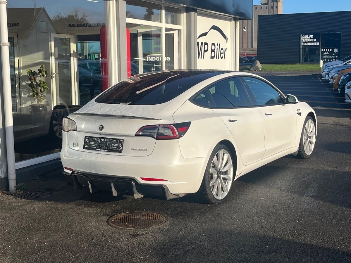Billede af Tesla Model 3  Performance AWD