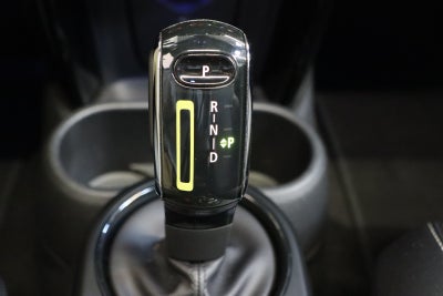 MINI Cooper SE Camden Edition