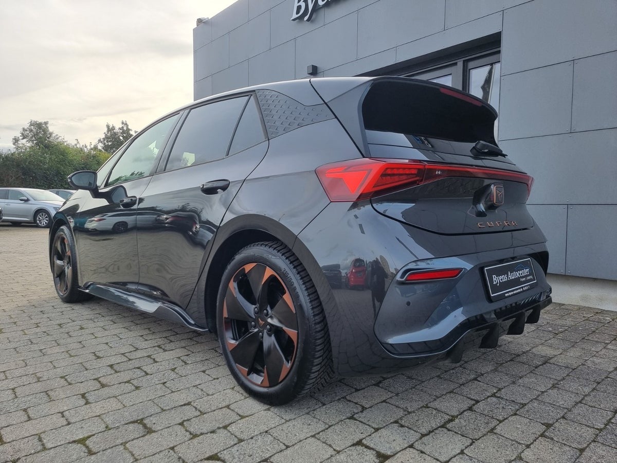 Cupra Born 2023