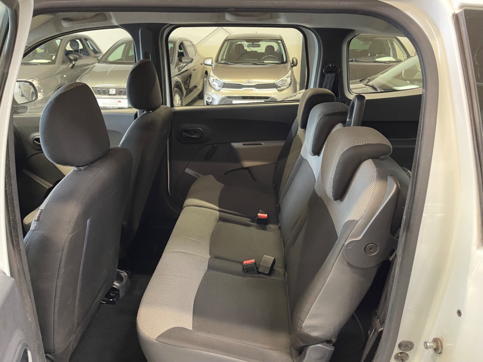 Billede af Dacia Lodgy 1,6 16V Ambiance 7prs