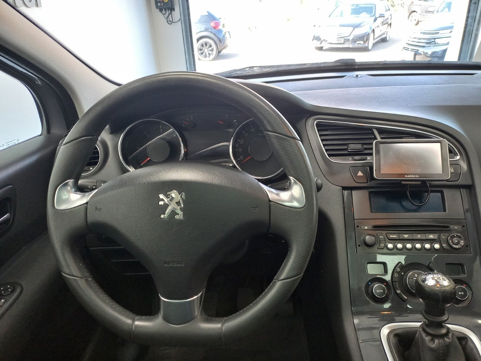 Peugeot 5008 2014