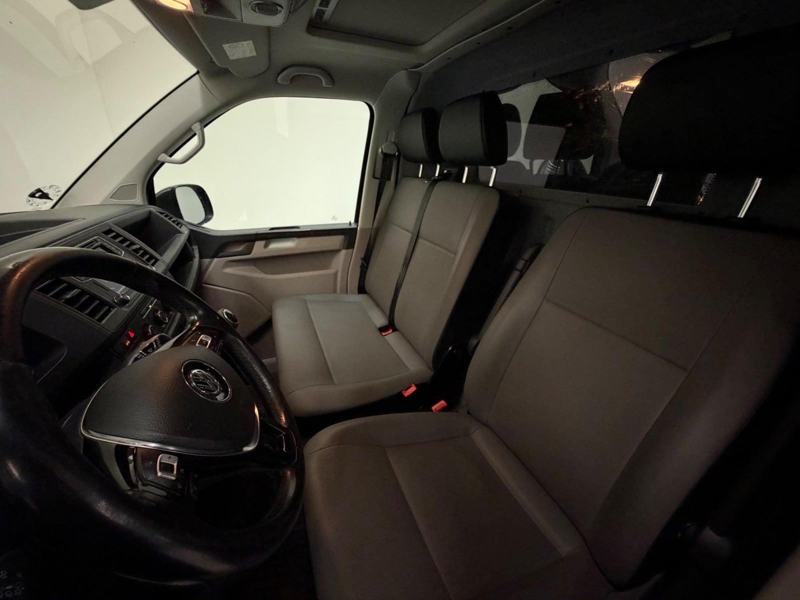 Billede af VW Transporter 2,0 TDi 114 Kassevogn kort BMT