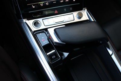 Audi Q8 e-tron S-line quattro