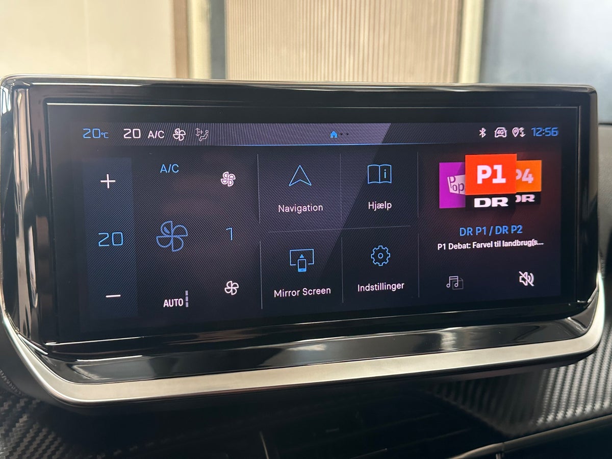 Peugeot 2008 PureTech 130 First Selection EAT8