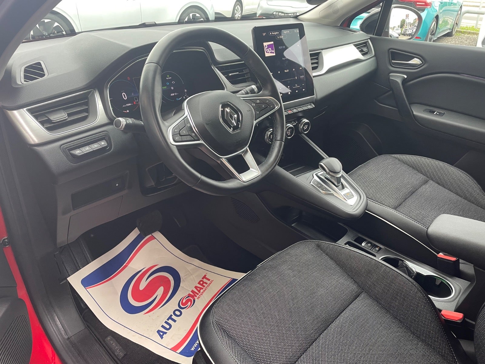 Billede af Renault Captur 1,6 E-Tech Intens