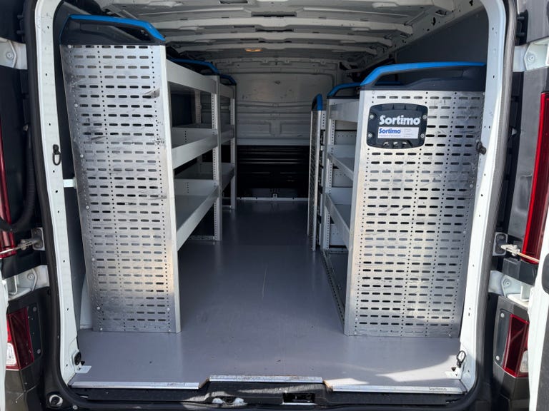 Renault Trafic T29 dCi 125 L2H1