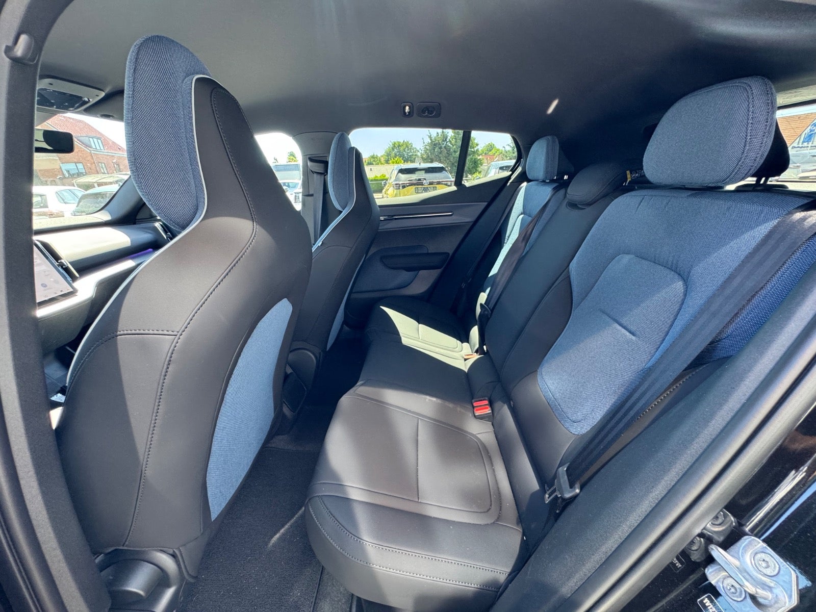 Billede af Volvo EX30  Extended Range Black Edition