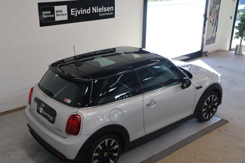 MINI Cooper SE Yours Trim