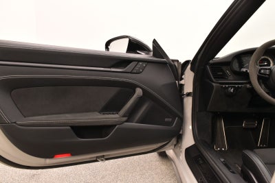 Porsche 911 Carrera GTS Cabriolet PDK