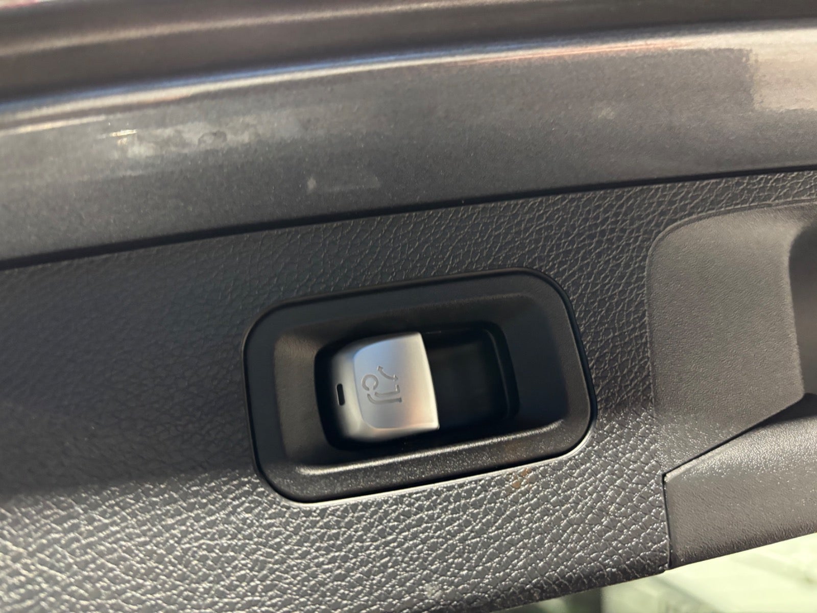 Mercedes E220 d Exclusive Edition stc. aut.