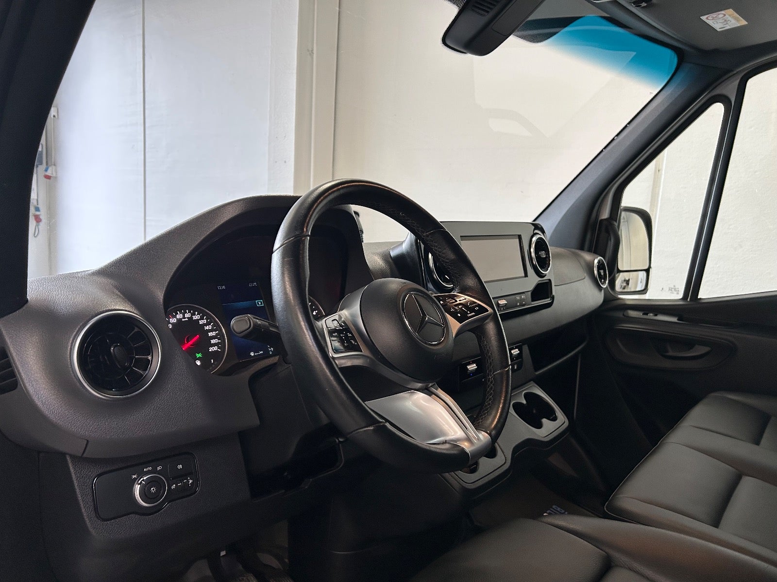 Billede af Mercedes Sprinter 317 2,0 CDi A2 Kassevogn PRO aut. RWD