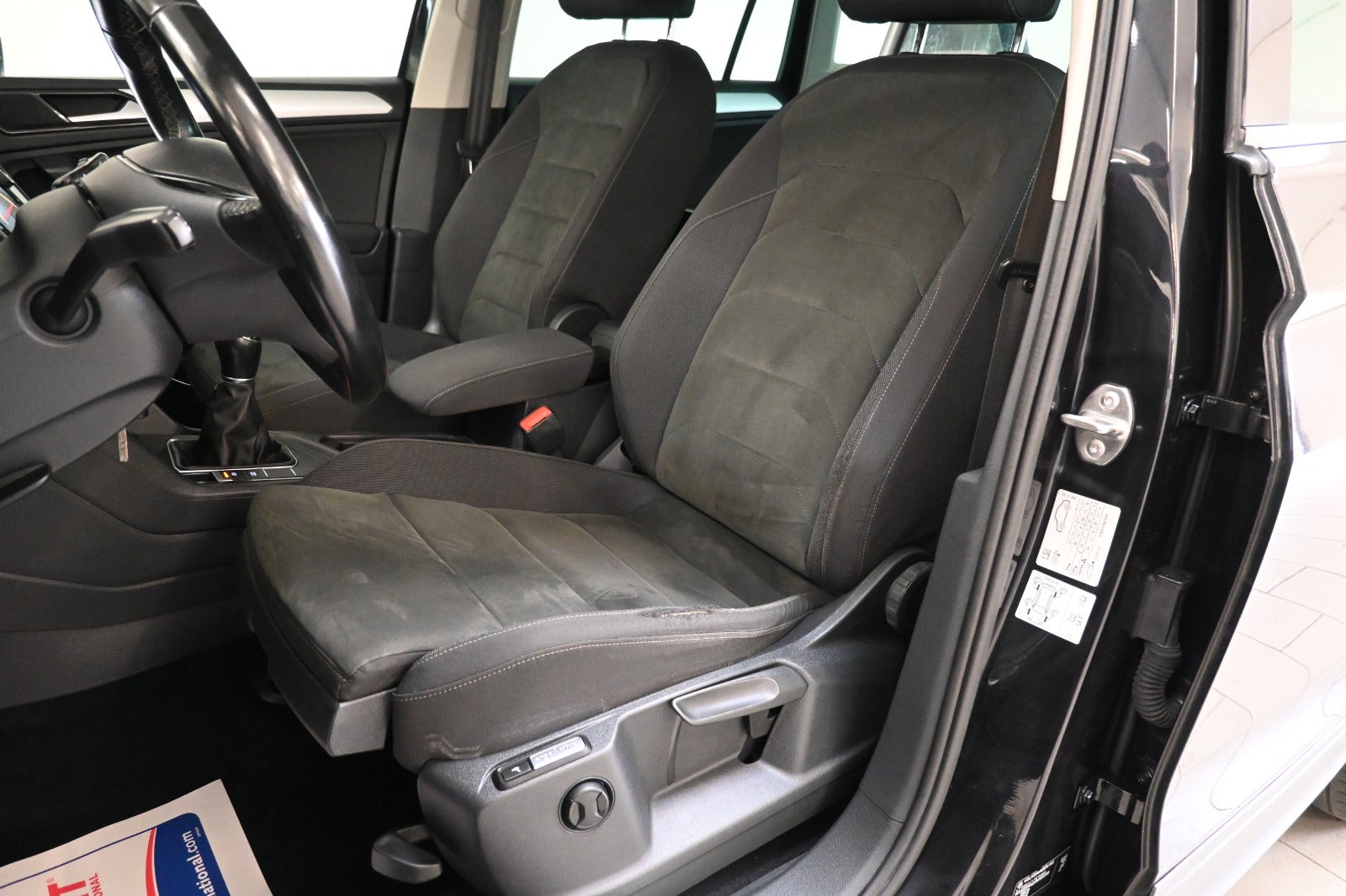 VW Tiguan TSi 150 Comfortline Van