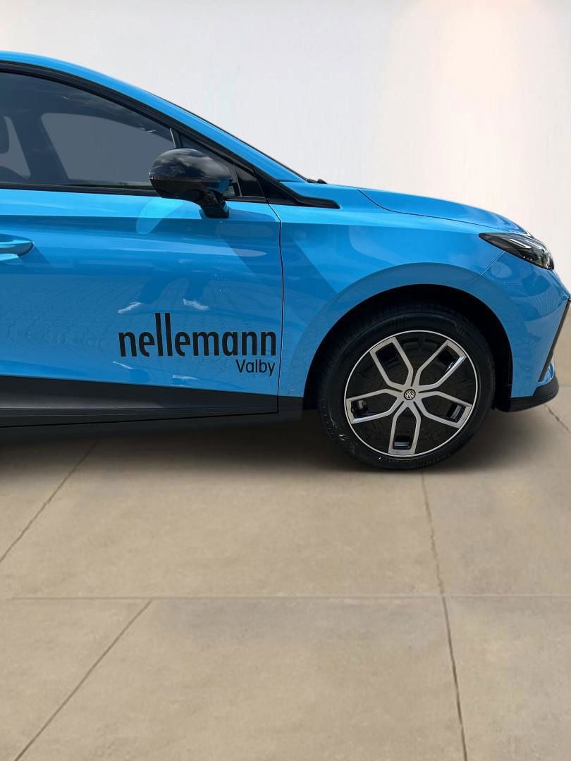 MG 4 Luxury Extended Range