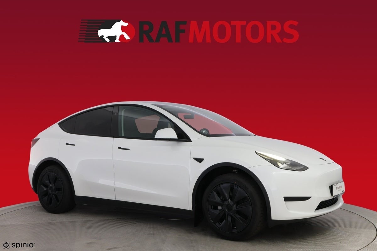 Tesla Model Y Long Range RWD