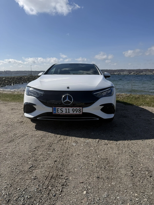 Mercedes EQE300  Avantgarde 4d