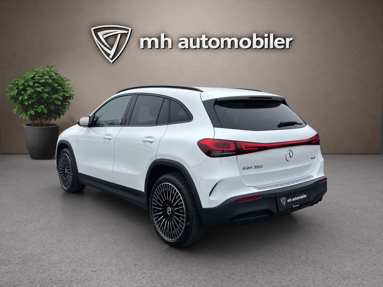 Billede af Mercedes EQA350  AMG Line 4Matic