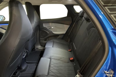 Ford Explorer Premium Extended Range